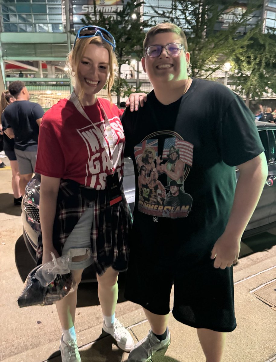jennylynncox's tweet photo. Thomas enjoyed @SummerSlam , but the highlight of his night is when he randomly ran into @JamesAJanisseand and  @carebecc.
Thomas and his brother Tyler @Haniagra have been their biggest fans for years.
@deadmeatjames @PracticalFolks https://t.co/I5aATuNyR0
