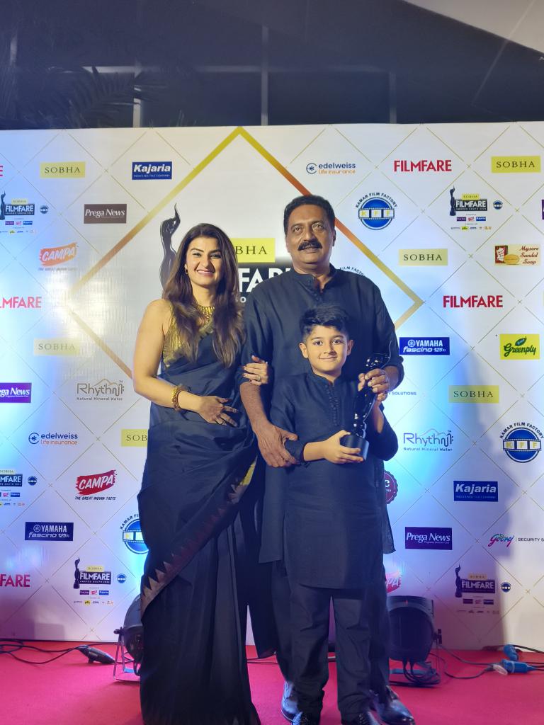 lastshivani's tweet photo. Congratulations!

The Filmfare Award for Best Actor Telugu goes to @prakashraaj for #RangaMaarthaanda at the #69thSOBHAFilmfareAwardsSouth2024

@director_kv @kalipumadhu5 @filmfare @TimesNow @SobhaLtd @KamarFilmfactry @KajariaCeramic https://t.co/cDxjIeEhcR