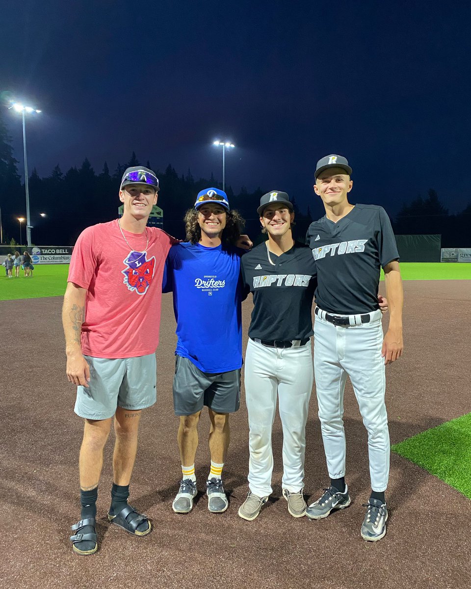 Summer Cats squaring off tonight in a <a href="/WCLBaseball/">West Coast League</a> matchup between <a href="/RRaptorsBB/">Ridgefield Raptors</a> and <a href="/driftersbball/">Springfield Drifters</a> 
<a href="/CamdenOram/">Camden Oram</a> <a href="/NickHolm15/">Nick Holm</a> <a href="/jakeswens3/">Jake Swenson</a> <a href="/MarisElijah/">elijah maris</a>