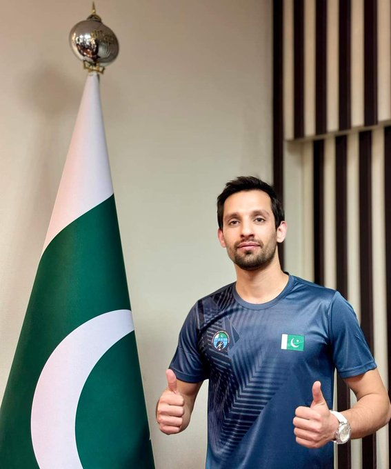 Muneeb313_'s tweet photo. BREAKING NEWS: Pakistan's Nasir Iqbal wins the Volkswagen Bega Open 2024 after beating second seed Matthew Lai 3-0 in the final! 

This is his FOURTH title in five tournaments in Australia recently.

#Squash https://t.co/Z1KumMyeMt