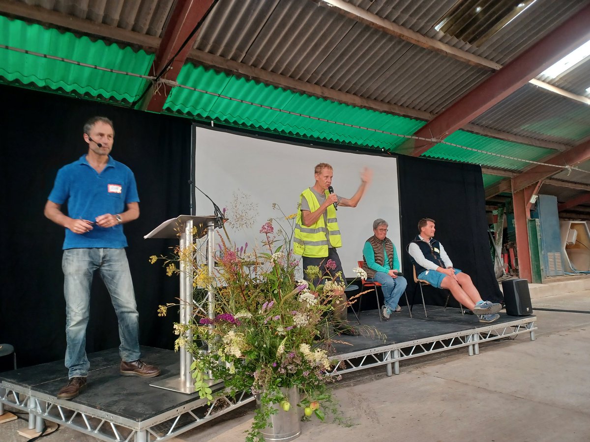 Megan (@favcolour_green) on Twitter photo <a href="/CarbonCallFarm/">CarbonCallingFarm</a> you have been an absolute treat! Stimulating debate, inspiring talks, wondercul folk, stong cider and the *best* food
Im going away with a head full of ideas and the need for a nap ;) <a href="/CarbonCallFarm/">CarbonCallingFarm</a> you have been an absolute treat! Stimulating debate, inspiring talks, wondercul folk, stong cider and the *best* food
Im going away with a head full of ideas and the need for a nap ;)