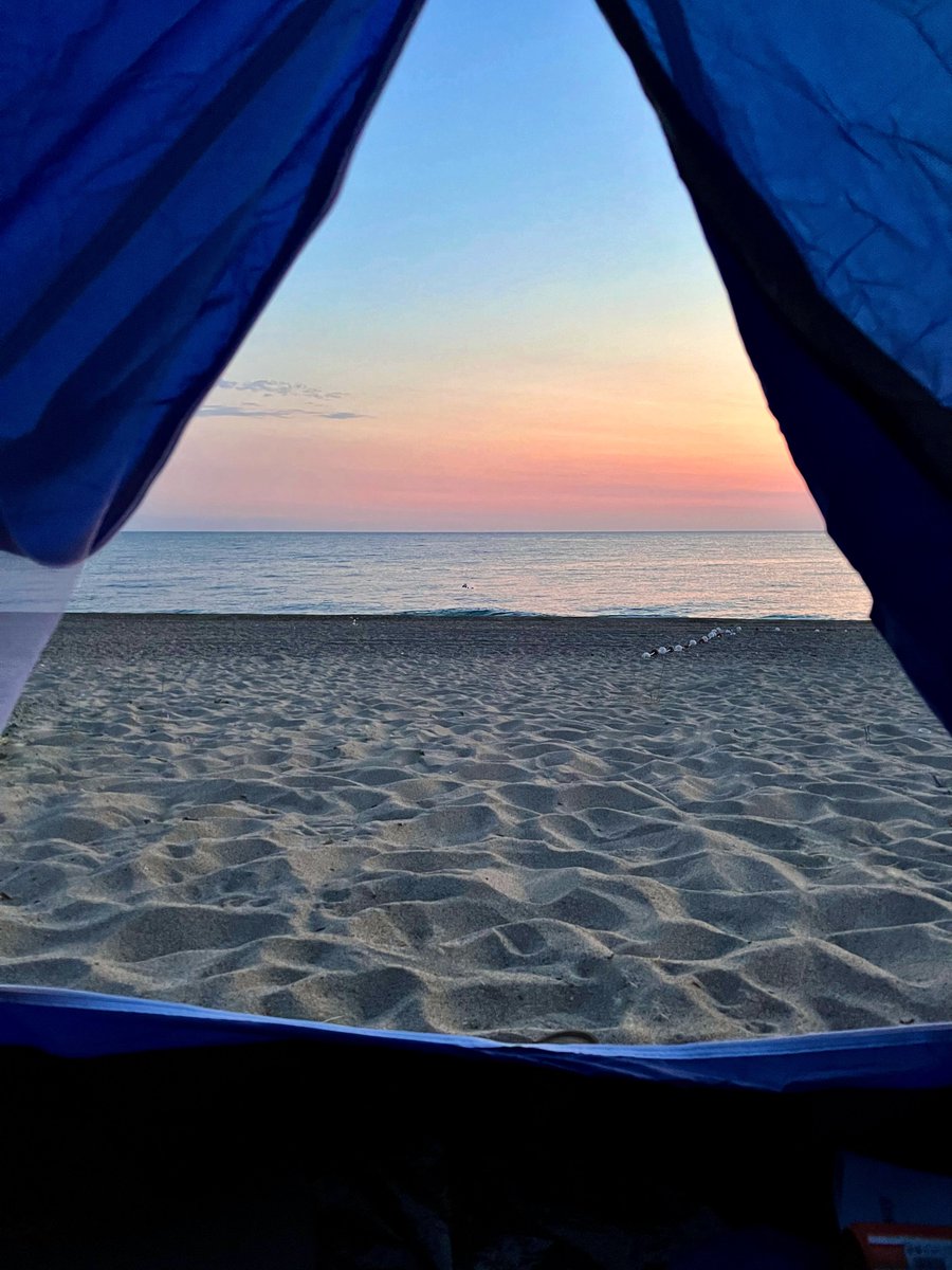 Gece perseidleri izleyip sabah denize karşı çadırda uyanmak✅🫠