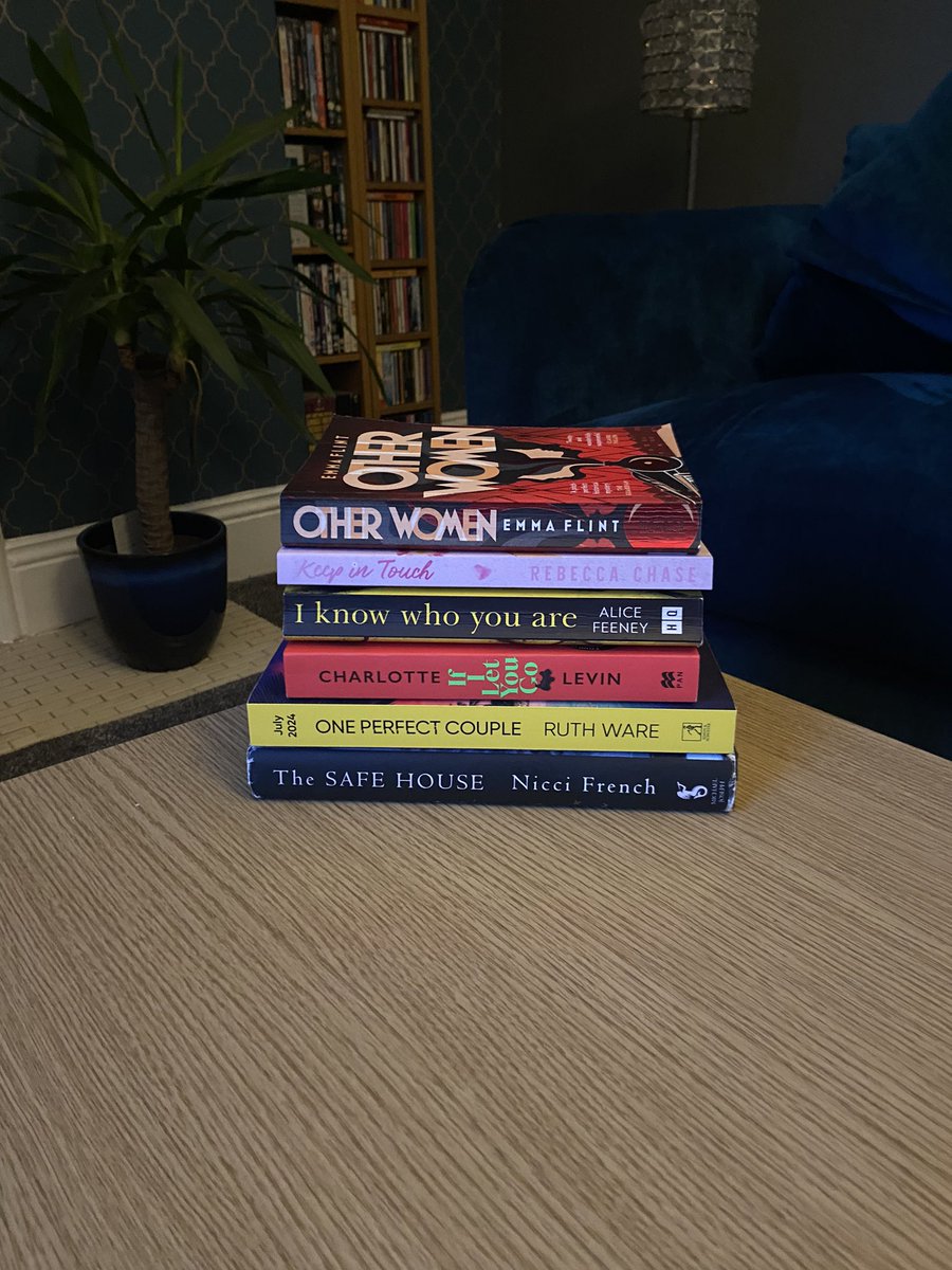 SarahDevall's tweet photo. #JulyWrapUp
I had a fabulous reading month in July as I had a week off work and spent loads of time reading! Loved just being able to read for hours. Some cracking reads. I also read #YellowFace by R.F. Kuang on kindle. #BookTwitter https://t.co/TmlVeHVDt1