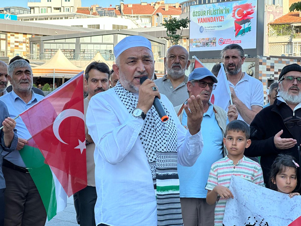 Zalimlere Lanet 
Saadet Partisi Çorum İl Başkanı Faruk CIDIK, yaptığı basın açıklamasında İsrail ile ticari faaliyetlerine devam eden ülkeleri eleştirdi ve Hamas'ın yeni liderinin Meclis'e çağrılmasını istedi.