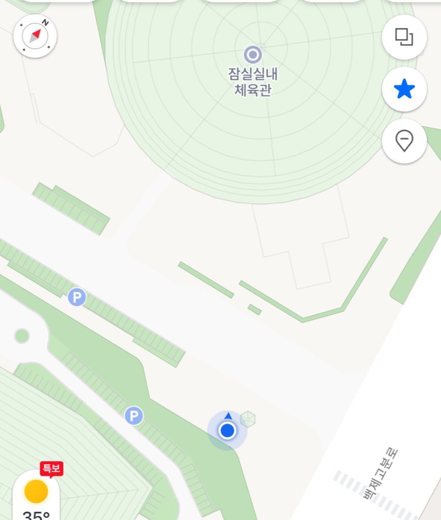 𝑩𝑳𝑨𝑪𝑲 𝑪𝑨𝑻 tweet media