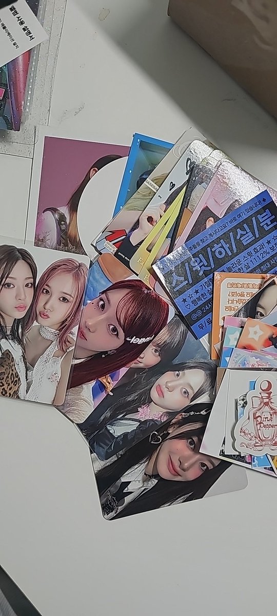 #오늘도수확했셴 
난분명 앨범2개샀는데..?