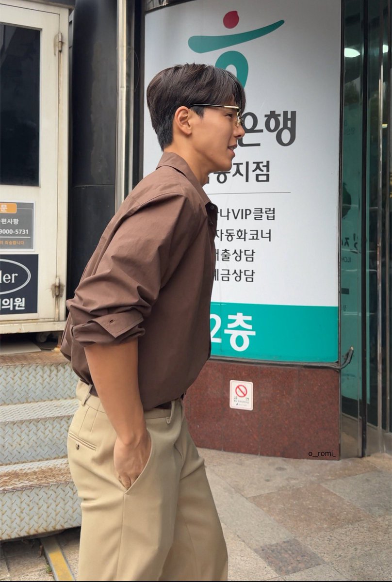 nunugomy's tweet photo. irl shownu is so dreamy 🥹 https://t.co/BRD7pS0vLd