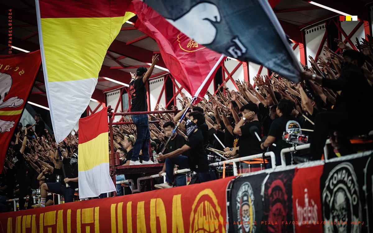 ultraSel_'s tweet photo. Layak Final Piala FA ✅ 
Seterusnya, konsisten dalam aksi Liga Super. Terus fokus dan perbaiki mentaliti. Jangan santai !

#T14EFAMOuS
#MentalitiJuara
#TerusMembudayakanSokongan
#WujudWarisWatan
#SelangorNoSurrender https://t.co/MYR2hZFSGB
