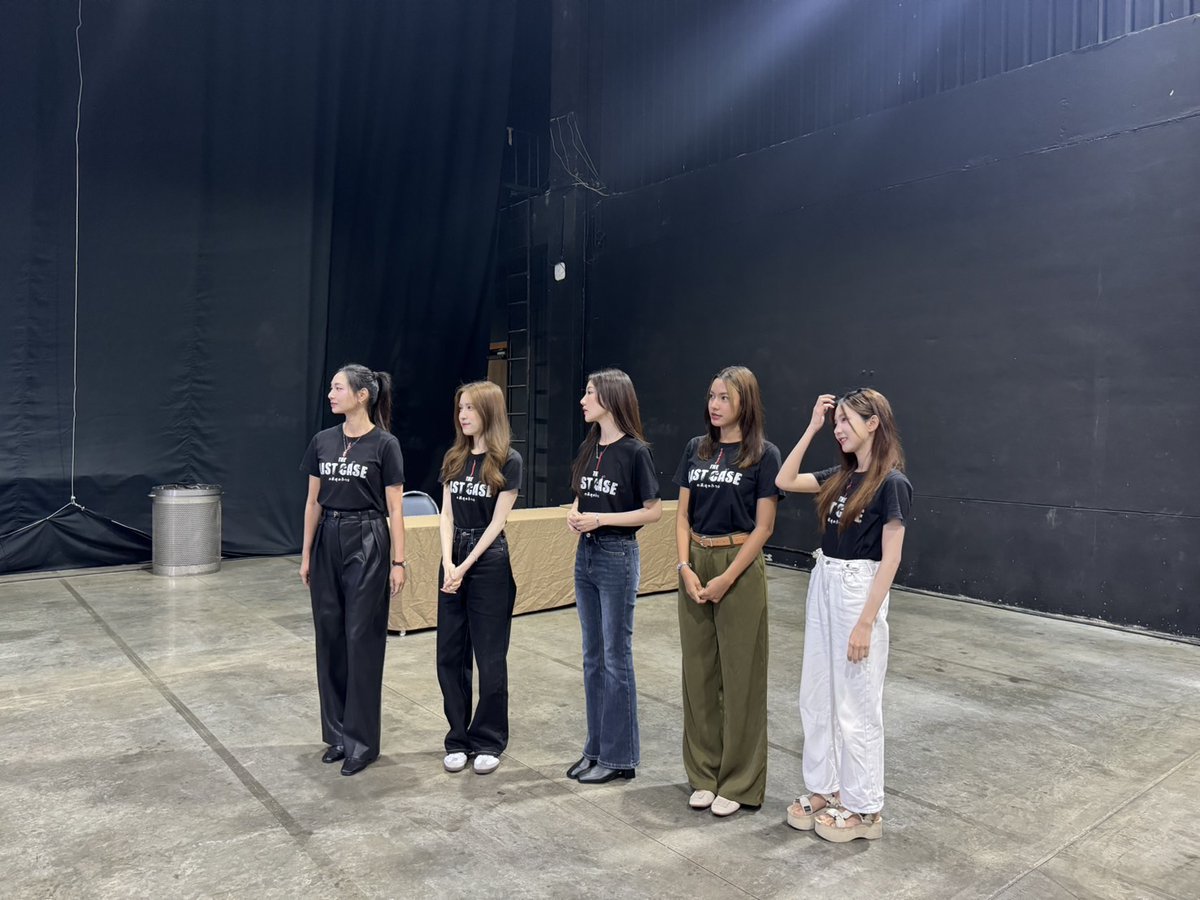 Lilyfest's tweet photo. และแล้วก็ถึงช่วงเวลาของ @IDENTITY_ENT_TH ที่มาพร้อมกับนักแสดงจากซีรีส์ The Last Case คดีสุดท้าย มาร่วมพูดคุยกันได้ตอนนี้เลยนะคะ https://t.co/iA4GHK9ZWN