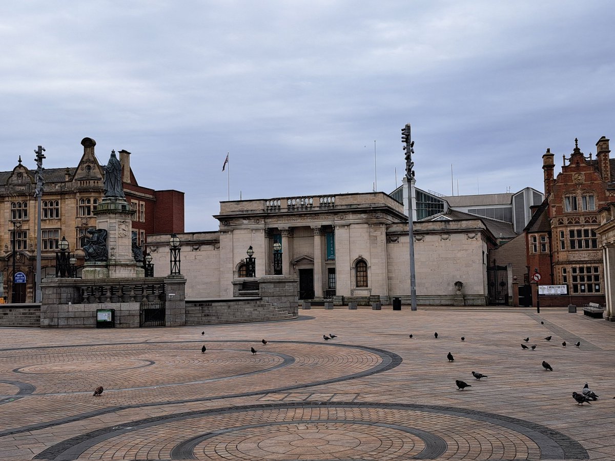 ๐๐๐ฅ๐ฅ ๐๐ฆ๐๐๐ค๐ (@cexhcc) on Twitter photo The Amazing <a href="/Hullccnews/">Hull City Council</a> Streetscene team got on with the clean up in Hull as soon as we had clearance from our colleagues at <a href="/Humberbeat/">Humberside Police</a>.
The idiots who caused all this don't define us, our people & those who work to ensure everything gets back to normal do! #TeamHull ๐๐ The Amazing <a href="/Hullccnews/">Hull City Council</a> Streetscene team got on with the clean up in Hull as soon as we had clearance from our colleagues at <a href="/Humberbeat/">Humberside Police</a>.
The idiots who caused all this don't define us, our people & those who work to ensure everything gets back to normal do! #TeamHull ๐๐