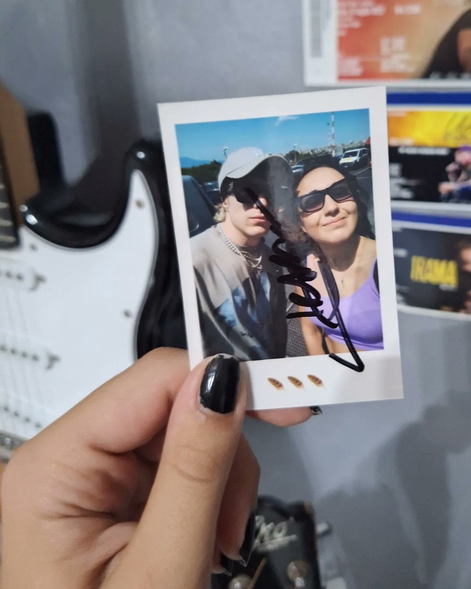 aboutrose__'s tweet photo. Da sempre, per sempre dalla tua parte🪶❤️
@IRAMAPLUME 
#irama #iramaplume #tattoo #giovanipersempre https://t.co/ZA8OZtXCdV