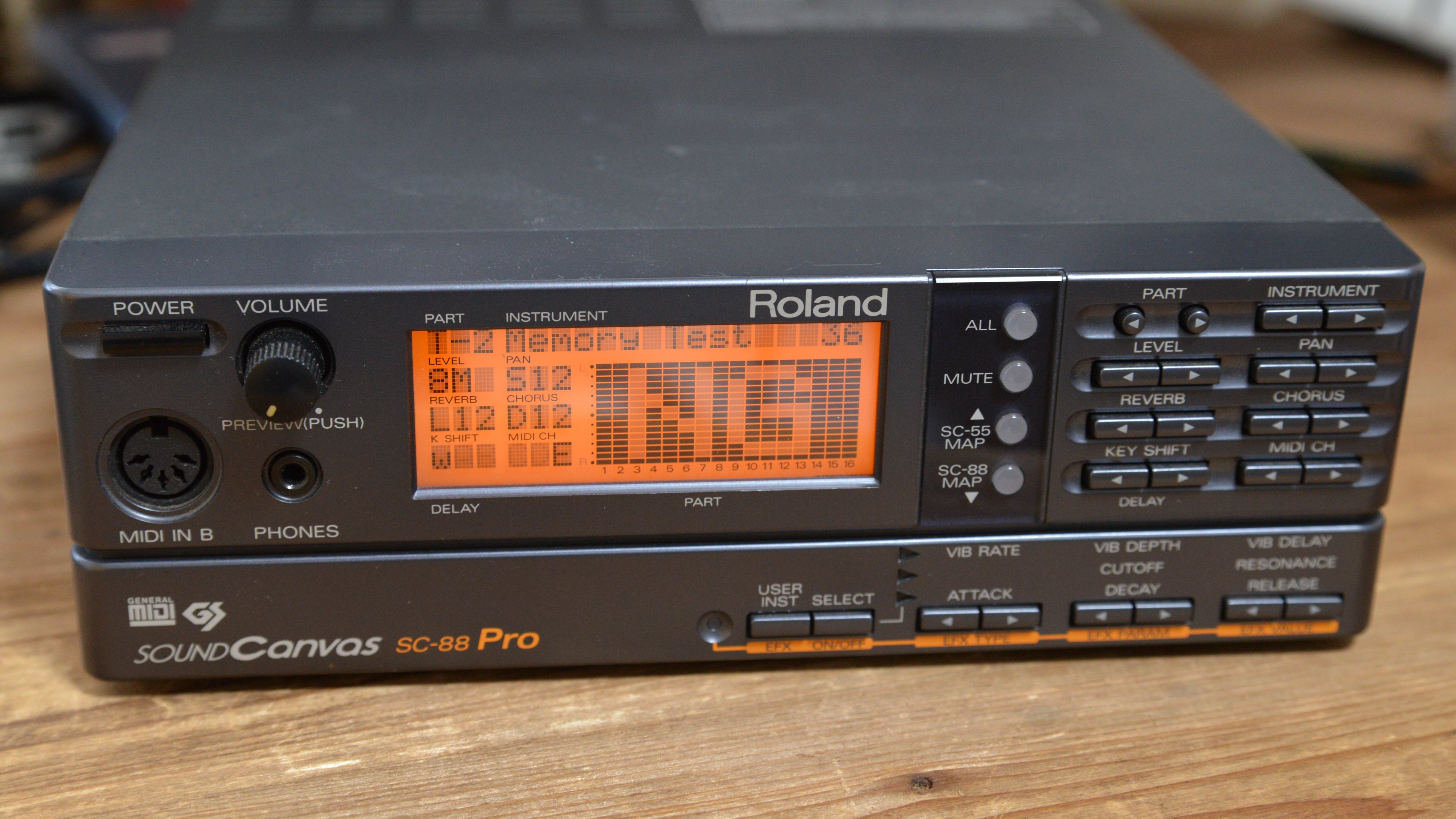 Roland SC-88Pro コンデンサ交換済み品 Roland サウンドキャンバス