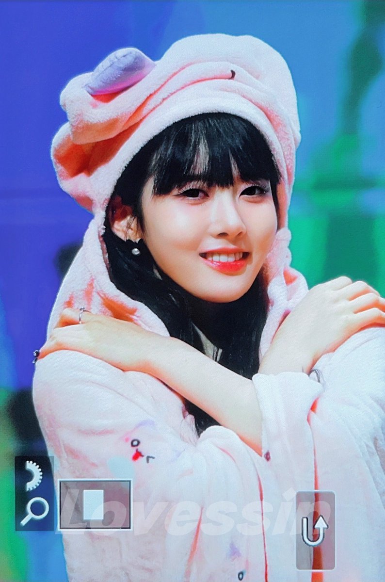 Lovessin0801's tweet image. 240804 프리뷰

🩷

#스테이씨 #시은 #STAYC #SIEUN