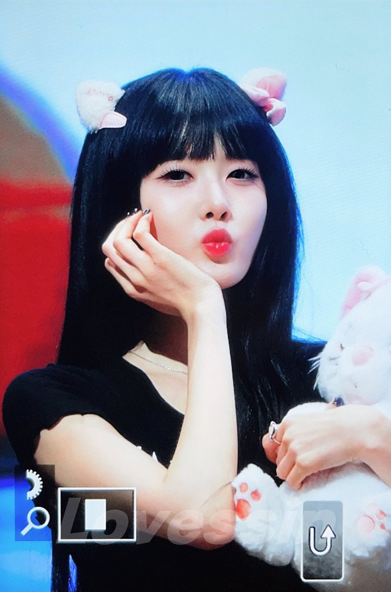 Lovessin0801's tweet image. 240804 프리뷰

🖤

#스테이씨 #시은 #STAYC #SIEUN