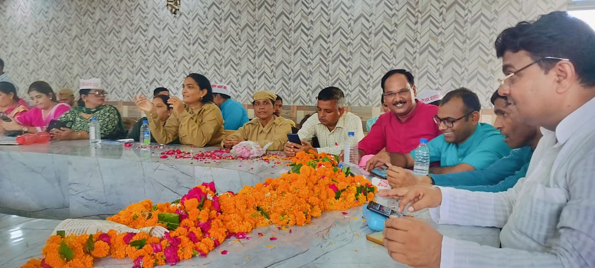 एनपीएस निजीकरण देश के लिए घातक है। एटा की गोष्ठी में शामिल हुआ।