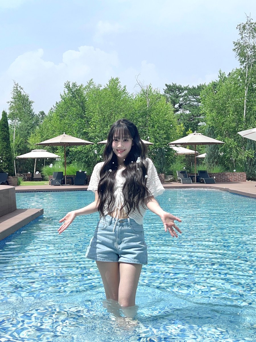 여름이다

#tripleS #트리플에스 #トリプルS
#トリプルエス #トエス
#SeoYeon #서연 #ソヨン