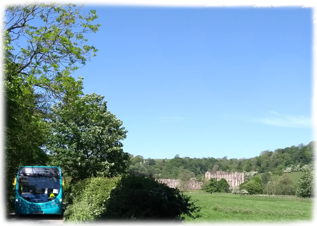 Great Walk &amp; Ride idea of the day? Catch the M4 <a href="/Moorsbus/">Moorsbus</a> from #Helmsley to <a href="/EnglishHeritage/">English Heritage</a> #RievaulxAbbey at 10:27, 11:27 or 14:27 today, take the  beautiful 3 mile walk back then celebrate with a #Ryeburn ice cream or a <a href="/HelmsleyBrewing/">Helmsley Brewing Co.</a> pint! Perfect! moorsbus.org/walk-and-ride.…