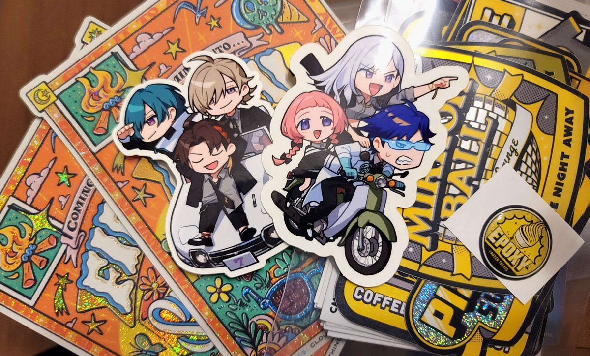 UMA_0126's tweet photo. 今回のコミケ104のステッカー！
STICKER APPさん（@StickerappJP @StickerApp）で印刷させていただいたのだけれど
ステッカーがおまけでついてきたり、サンプルもお取り寄せしたけどVERY CUTE😘 https://t.co/QZKkfwou58