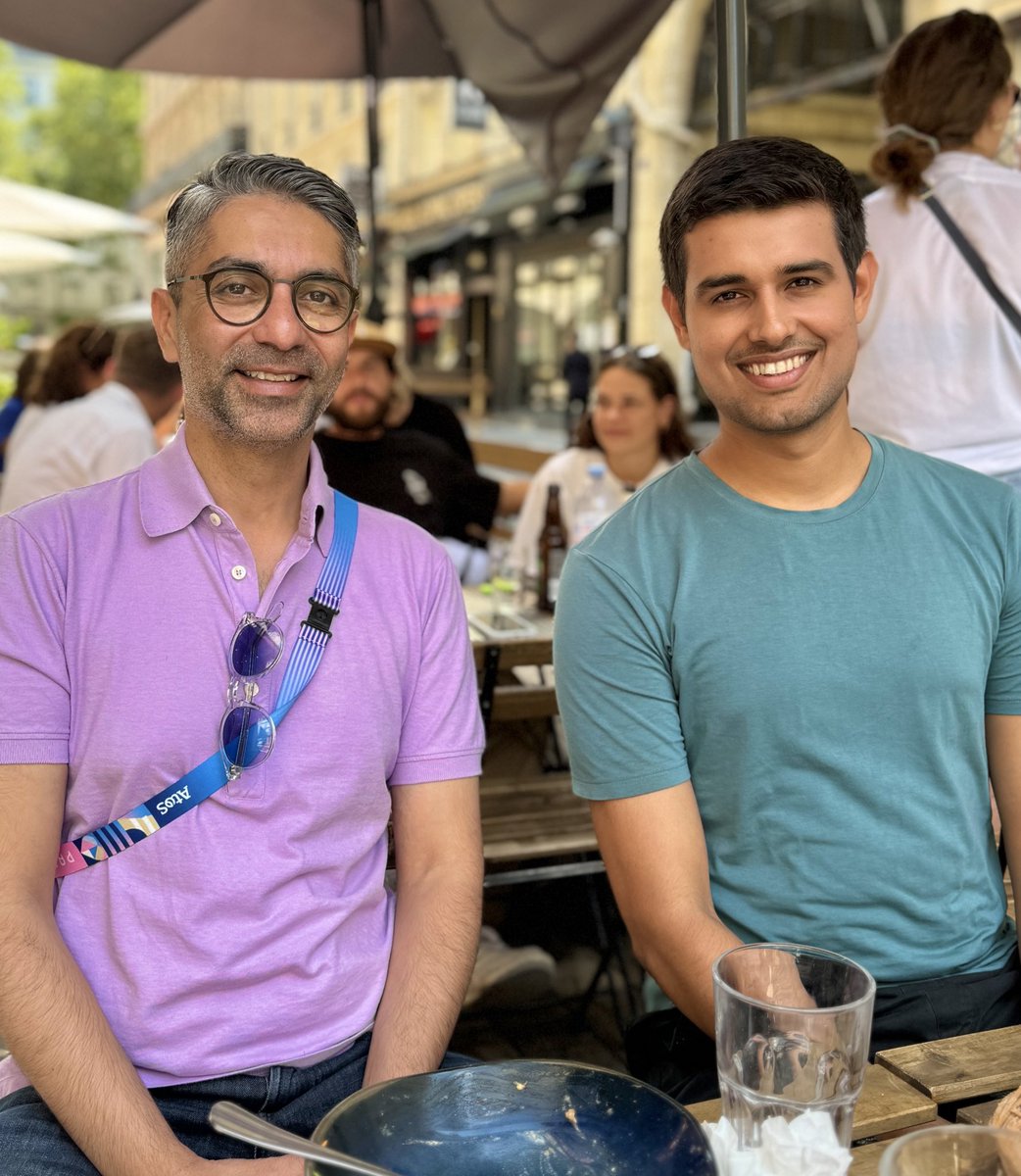 dhruv_rathee's tweet photo. With the OG Olympian @Abhinav_Bindra  

🥇🇮🇳 https://t.co/oR6EltOXV1