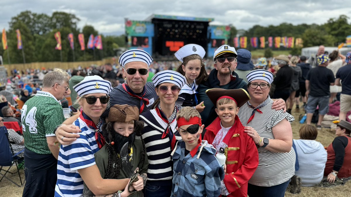 Xenze's tweet photo. @KendalCalling https://t.co/2qBawe3pLg