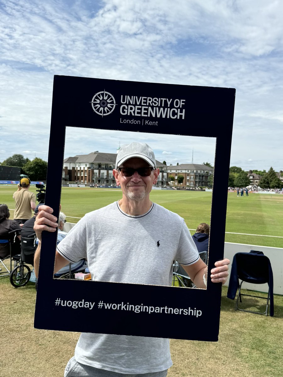 Theninthmajor's tweet photo. Having a great day @KentCricket #uogday https://t.co/6tde67nbrd