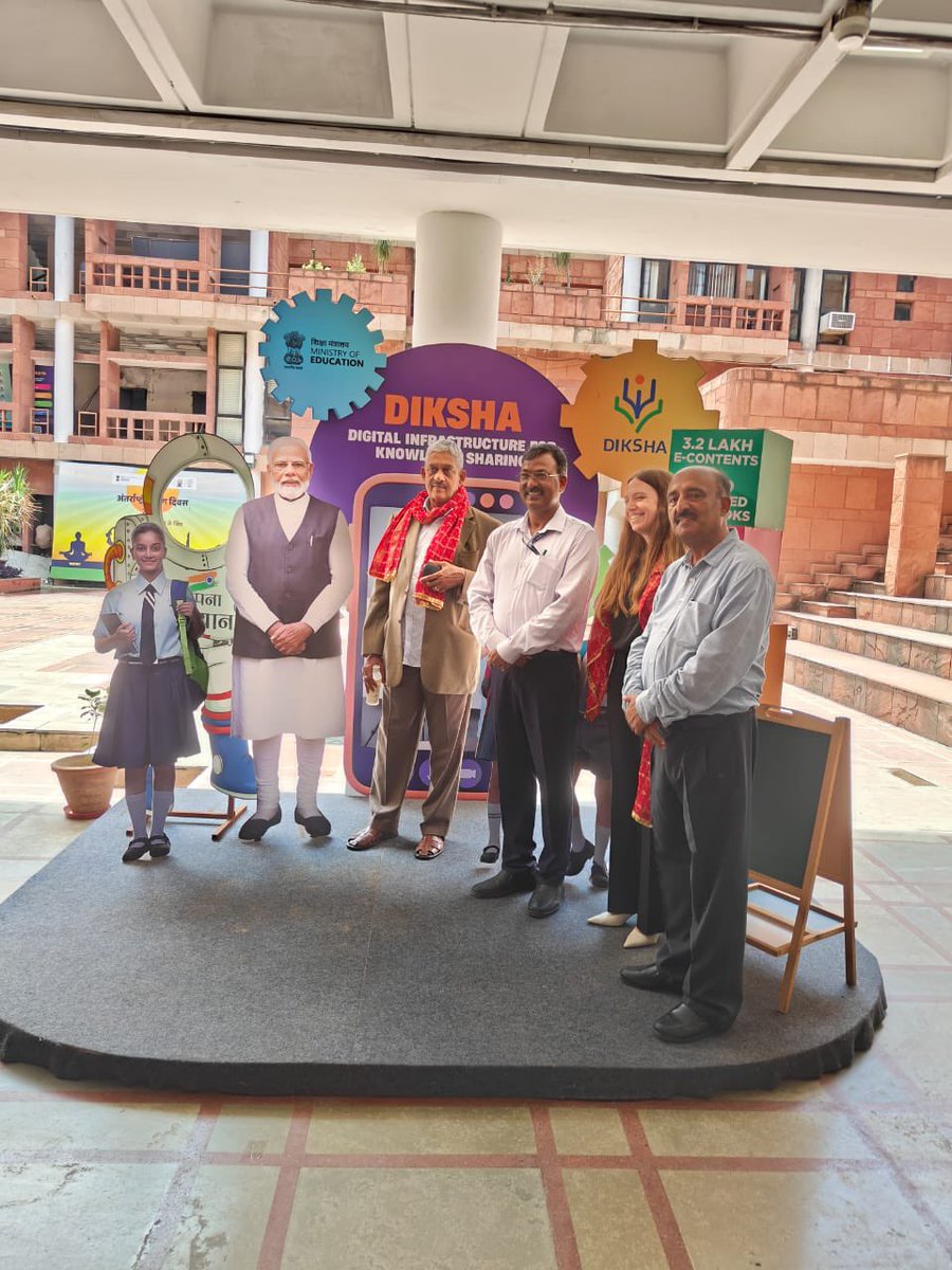SARD_1996's tweet photo. Glimpses of high-level delegation led by Field Marshal Mr. Sarath Fonseka, the former Army Chief of Sri Lanka and current Presidential candidate and his team, along with Ms. Hadas, the First Secretary and Political Advisor from the Embassy of Israel. https://t.co/YgSuwQEUxS