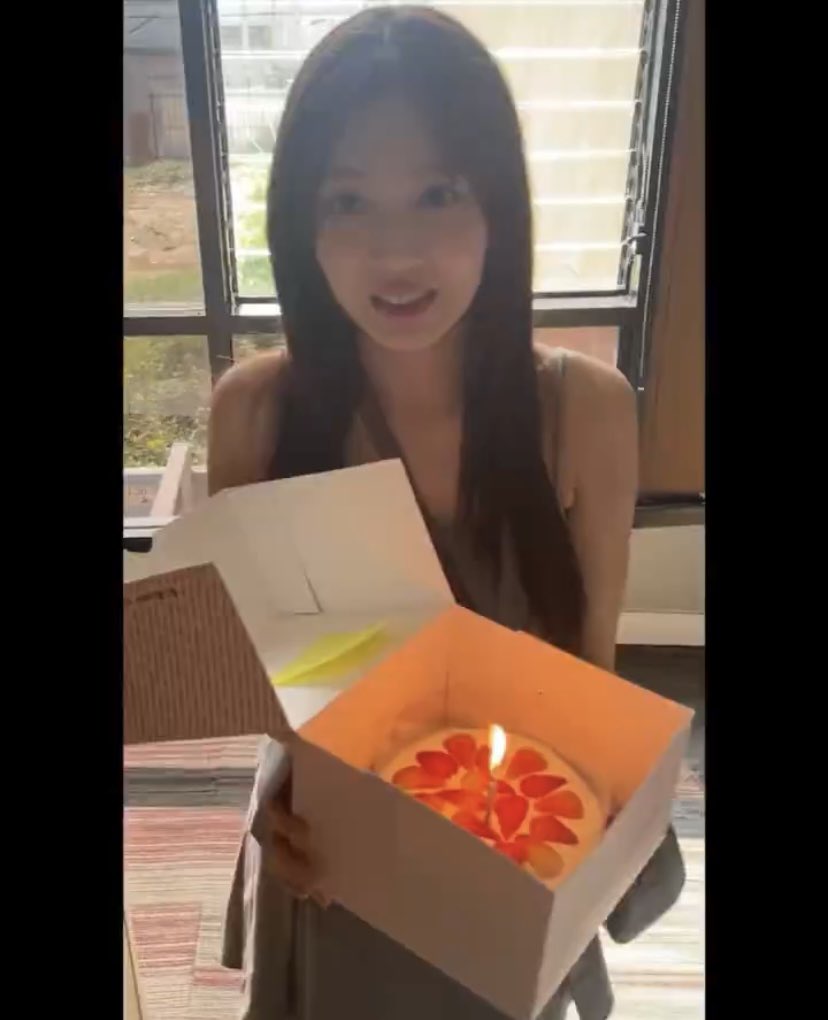 BabyPrimcha ; แฟนพี่ชาช่า 💚💖🐨🐰🌻☀️ tweet media