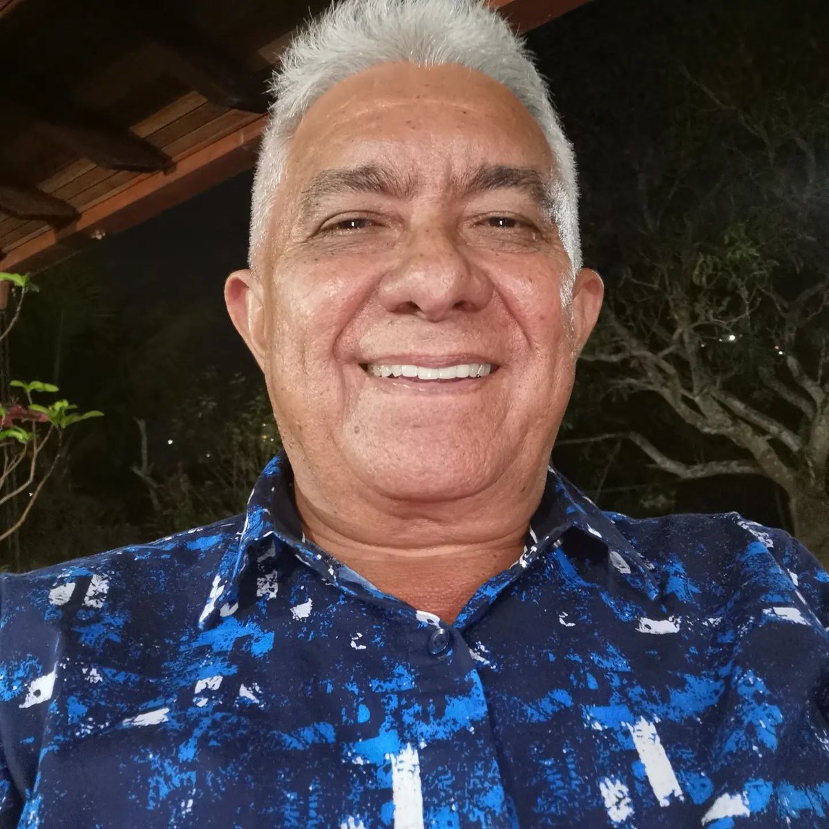 Ladyperz's tweet photo. @reynaldoarmasve 
Feliz y bendecido cumpleaños 🥳🎂.
Que Dios Todopoderoso y María santísima te conceda muchos años más de vida cumpliendo anhelos y repletos de felicidad ❤️.
    Un gran abrazo desde Barquisimeto!!! https://t.co/aQl3T1TYAa
