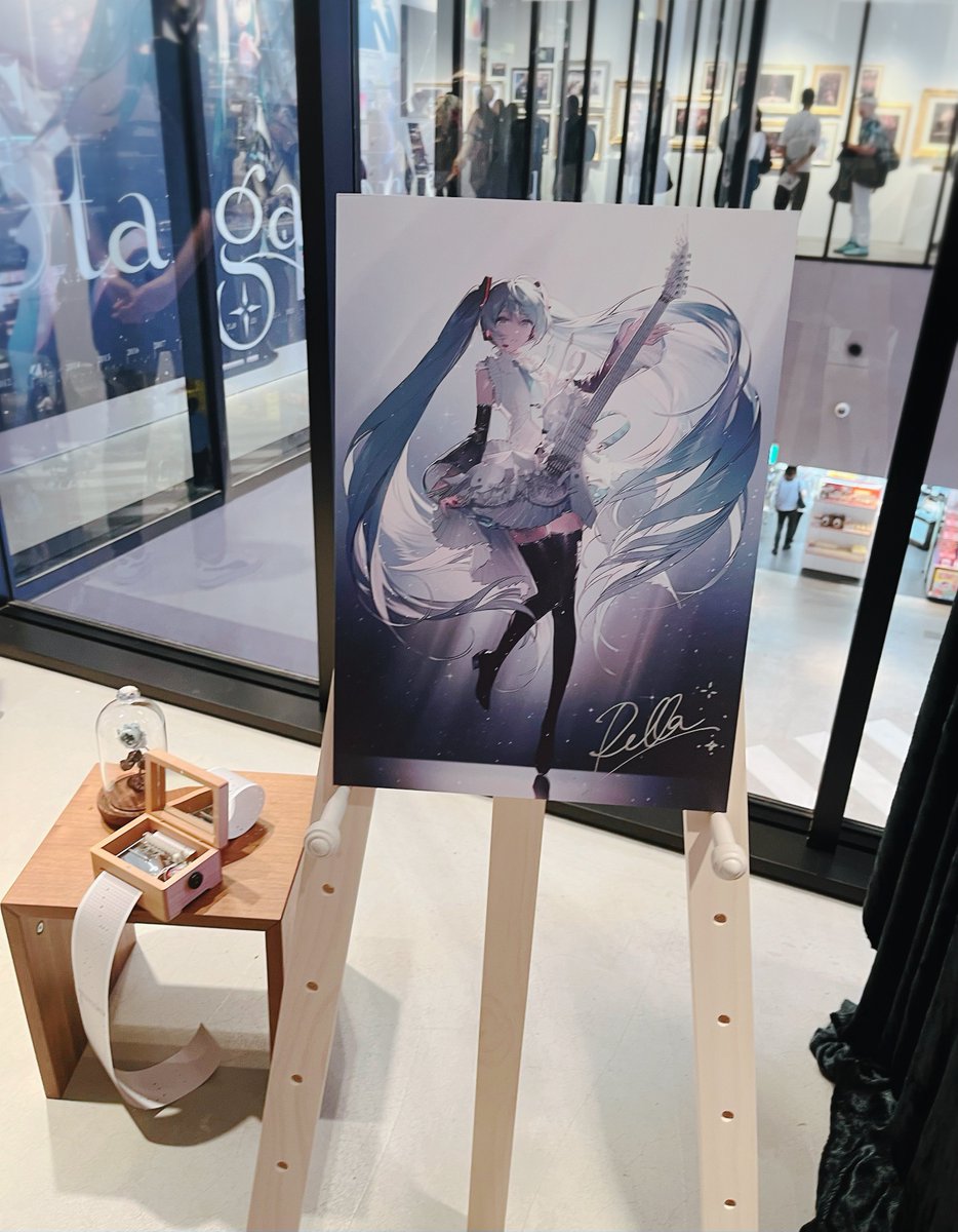 初音ミク 「幸せ空間でした #Rella個展 」|きゆう陸🐱💗のイラスト