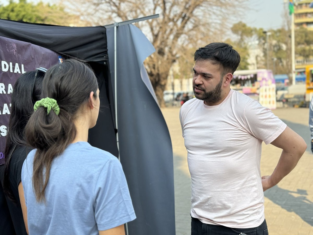 fernandotrigo3f's tweet photo. Jornada de Concientización

El 30 de Julio es el Día Mundial contra la Trata de Personas y acompañe al equipo de Género y Diversidad en una campaña de concientización en la Plaza de la Unidad Nacional de #Caseros 
Hay que tener memoria, para poder seguir exigiéndole a la justicia https://t.co/40kidq2CAm