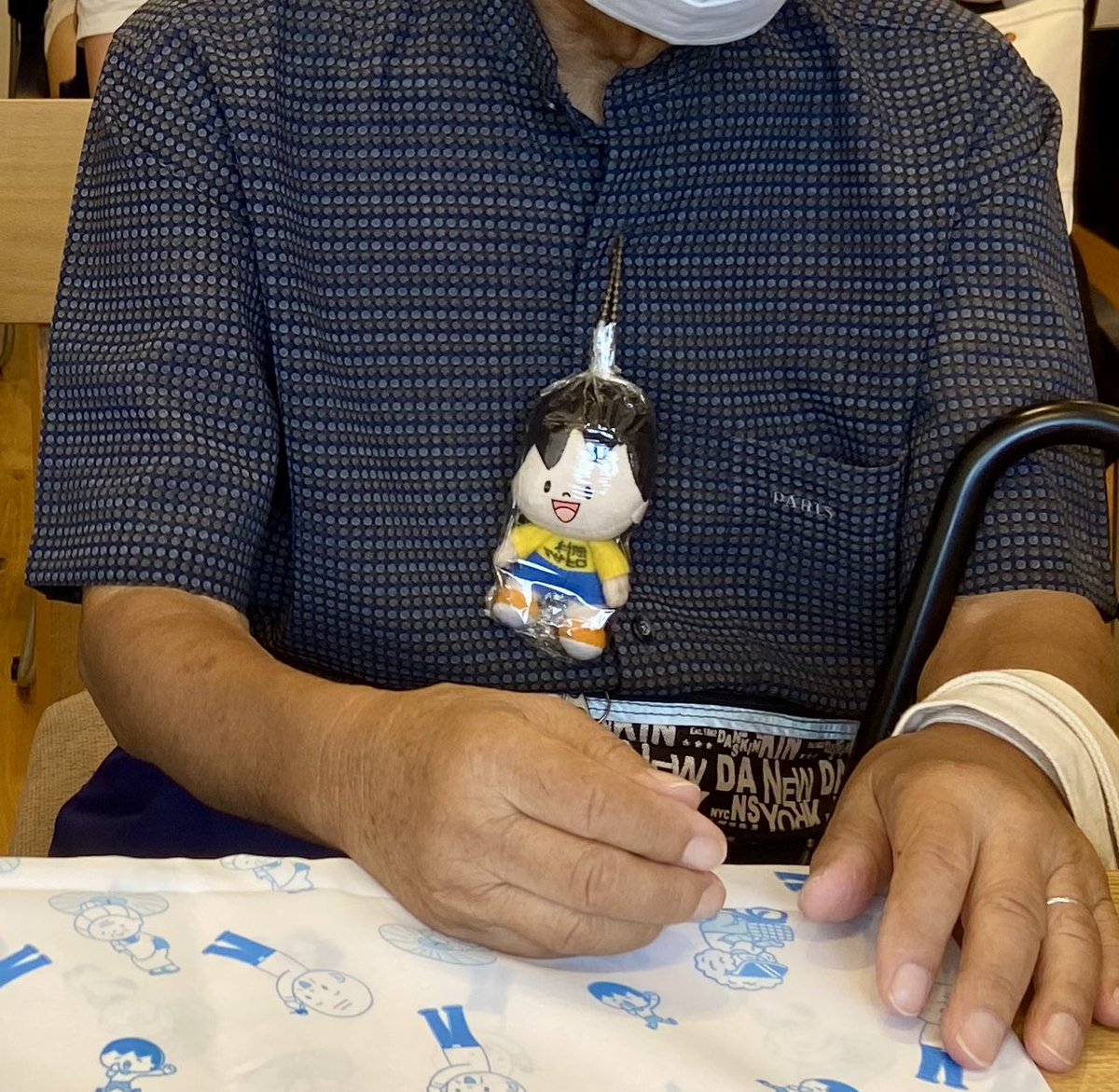 バタバタでリアルタイムでは発信できませんでしたが、「きんこん土佐日記」14巻サイン会、2日間4会場無事終えることができました。
・TSUTAYA中万々店さん
・金高堂書店本店さん
・未来屋書店高知店さん
・高知 蔦屋書店さん
参加して下さった皆さま、関係者の方々、誠にありがとうございました!