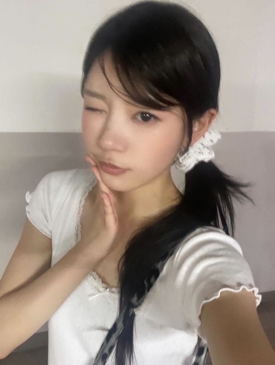 Autumn skies and pumpkin pies 🦋