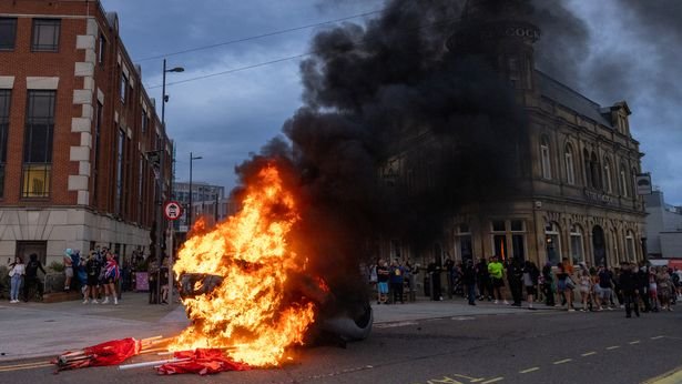 Mario Nawfal tweet media