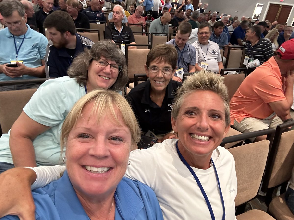 #PIAA Officials Convention this weekend! 1480 officials, the largest attendance in ANY State! My D-10 friends are fired up and ready to serve the student/athletes of this area! 🎉🦓
We love officiating your kids!  Join us in positive sportsmanship this year! 🏆