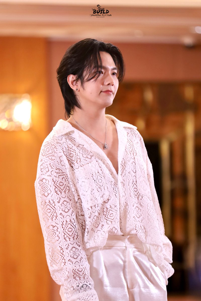 หล่อจ๊าดดดด 😎

HUAXI in Hong Kong with Build
#HUAXIxBuild
<a href="/JakeB4rever/">BIU.</a>