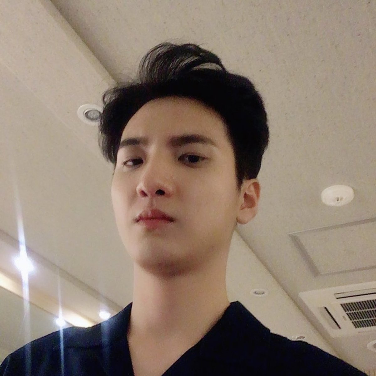 DAN_BAK_'s tweet photo. 두번 다시
생선가게 털지 않아

                                                        금은방 털거야 https://t.co/lmpTZqZ4bZ