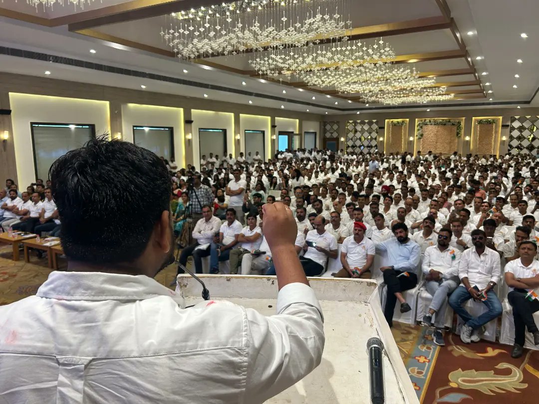 MlaThawarchand's tweet photo. झीलों की नगरी उदयपुर में "नवोदय ऊर्जा सोसायटी, राजस्थान" व नवोदयनस @ लेक सिटी के संयुक्त तत्वावधान में एलुमनी मिट "नवलय" नवोदय राजस्थान का आज उदयपुर में नवलय 2024 कार्यक्रम आयोजित हुआ जिसमे राजस्थान के अलावा अन्य राज्यों से भी नवोदयांस शामिल हुए l https://t.co/BjsiXAe6ll