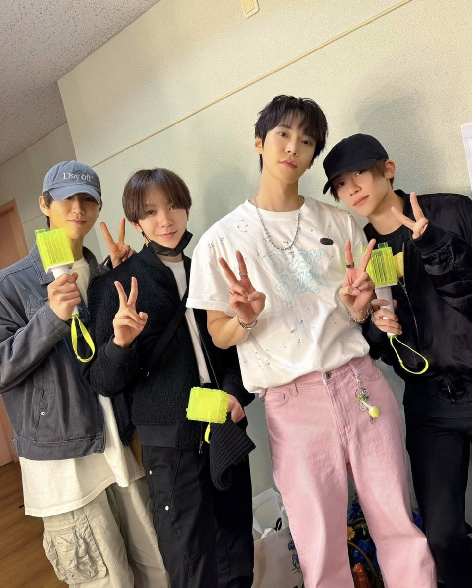yookaolee's tweet photo. (PRE) AECA WHITE ✮⋆˙  

𖦹 1,640

สั่งทาง dm ₊˚⊹♡ 
#ตลาดนัดnct #ตลาดนัดnctwish #jaehee #iloveme_nct https://t.co/5jQaEOr84b