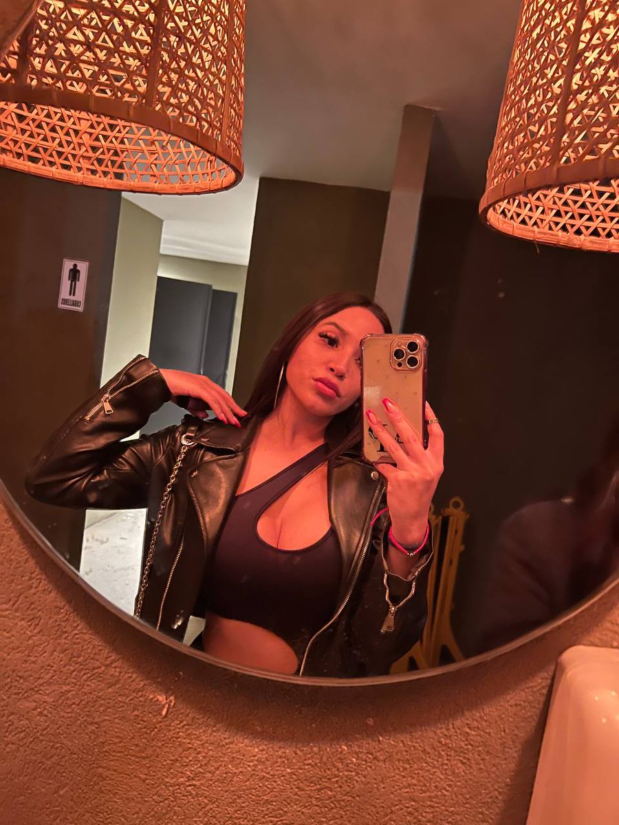 What does your dick say? Let me know 😜