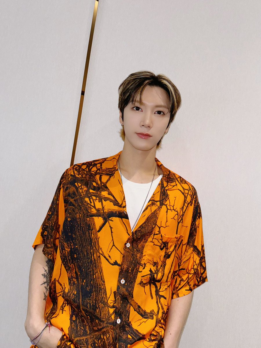 NCTsmtown's tweet photo. 🐱🧡🏝️🫵😆

#TEN #李永钦 #텐
#NCT #WayV #威神V
#711TH #711THxTEN https://t.co/7pD1uc27jU
