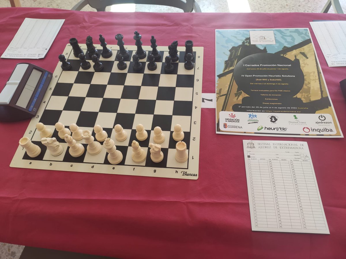 FIAExtremadura's tweet photo. ♟️ Últimos movimientos en el IV Open Promoción @Heuristic_es 
«Sub 1800 y Sub 2400»

🏆 Esta tarde toca clausurar el torneo https://t.co/iSNYEIyzXc
