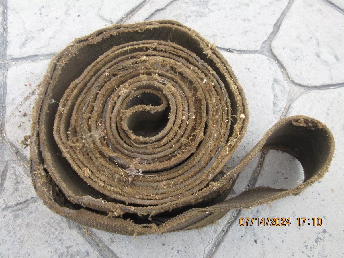 hotchpotch09's tweet photo. 4" x 26' FLAT HIT MISS ENGINE Steam Endless BELT BELTING TRACTOR PULLEY https://t.co/EhLYCzLQc9… #steamengine #Antique #steam #Farming #farmer #4h #tractors #Hitmiss #pulley #collector #Thresher #Harvest #Farmlife #Johndeere #IH #International #USFarmer #agtwitter #oldmachinery https://t.co/ljS7Xkfufg