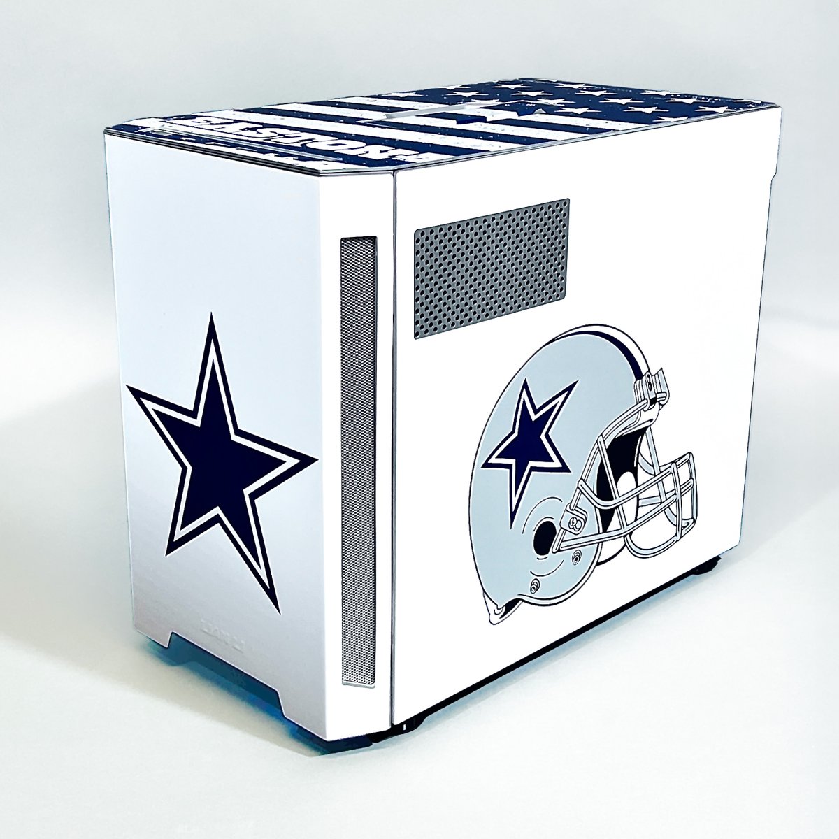 How ‘bout them cowboys 🌟

#hbcustoms #gamingpc #pcbuild #pcsetup #liquidcooling #lianli #intel #evga  #nfl #dallascowboys #cowboysnation #liquidcooledpc