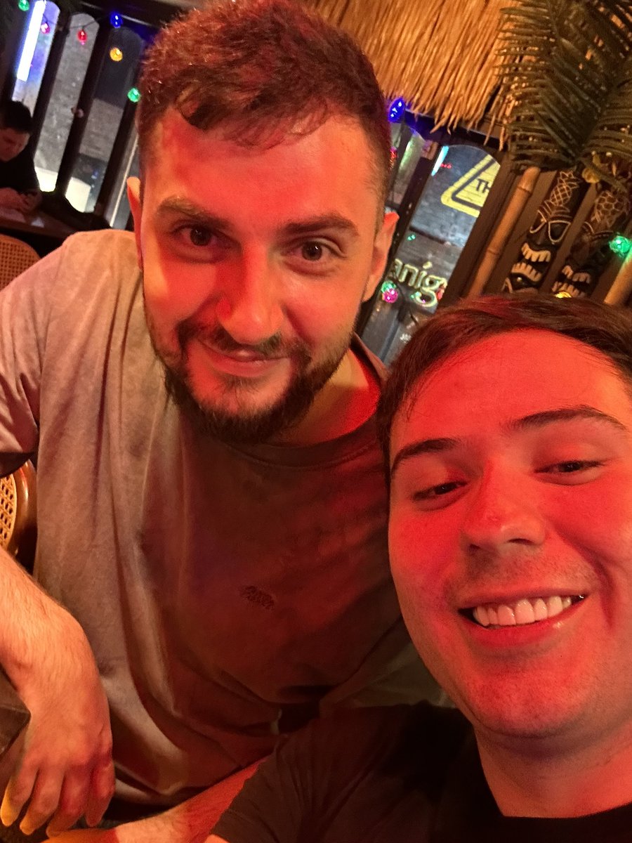 keznitdeuS's tweet image. A falta de ella

El