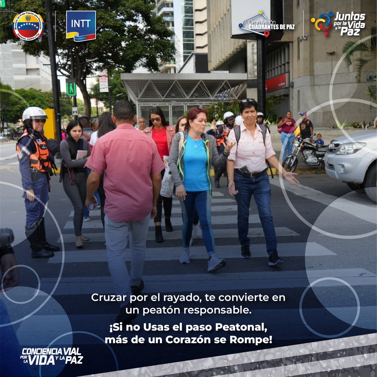 #AmigoPeaton Mientras caminas, evita distraerte con dispositivos electrónicos. Mantén la atención en tu entorno para poder reaccionar ante posibles peligros. #SéPrudente
#VenezuelaPazYJusticia