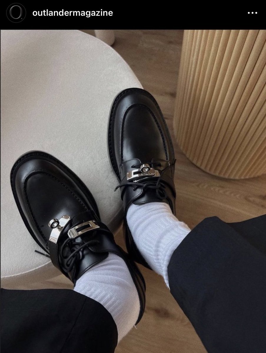 “OutlanderMagazine” on IG!🖤