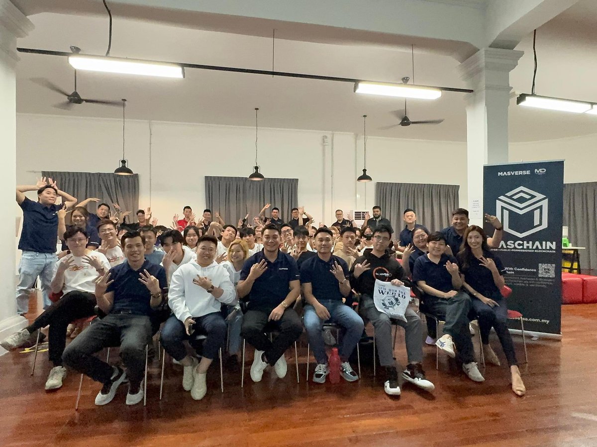 DiscussWeb3's tweet image. 🎉 恭喜MasChain Dev Day圆满成功！

🎉 Discussweb3作为受邀嘉宾，积极参与了此次科技盛会。通过这次活动，我们深入了解了马来西亚区块链基础设施建设及Web3应用开发的现状与前景，并通过专家分享，充分了解实际应用案例。

#discussweb3 #Masverse #MasChain #Blockchain
#morecommunity