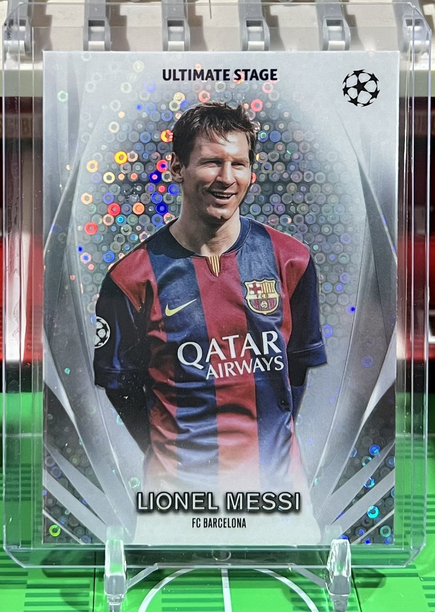 soccerballsfc's tweet photo. #Ronaldinho #LionelMessi https://t.co/FHkUAXHYpx