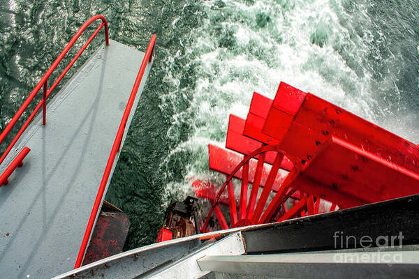 TLawren37609829's tweet photo. Minnie Ha Ha Steamboat Paddle, Lake George NY: https://t.co/HWIM6VVCg2 #lakegeorge #steamboat #cruise #BuyIntoArt #paddlewheel #photography #adirondacks https://t.co/MvrTMNQDYh