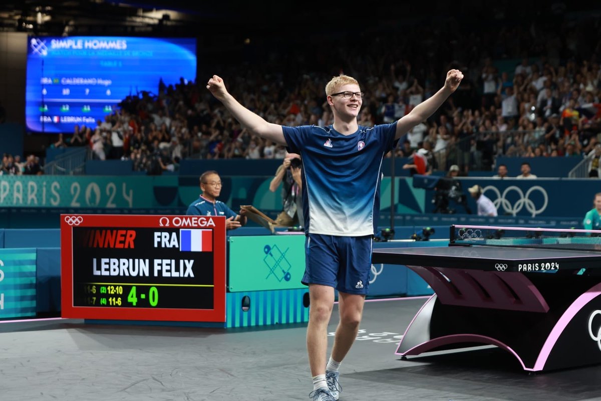 ffttofficiel's tweet photo. Une victoire pour l’histoire 🥉

#TeamFrance 🇫🇷

📸 Rémy Gros https://t.co/nZZSAQ1yCb